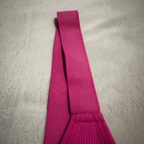 Juicy Couture Pink Sports Bra NWOT - Picture 5 of 10